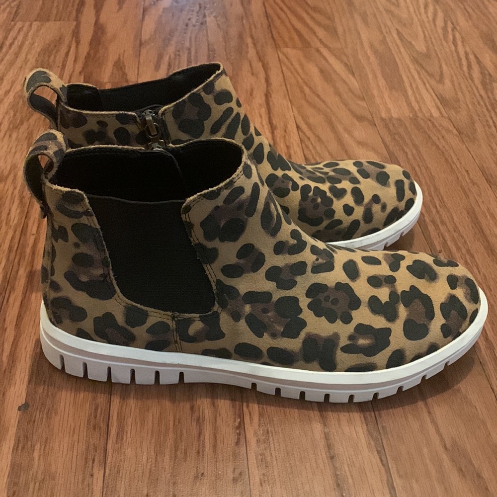 Blondo Animal Print Waterproof Boots - Picture 8 of 8